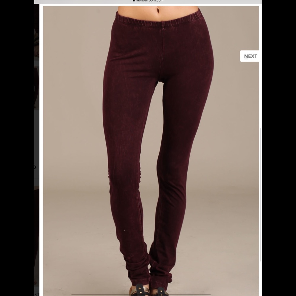 Soft leggings with a jeggins look